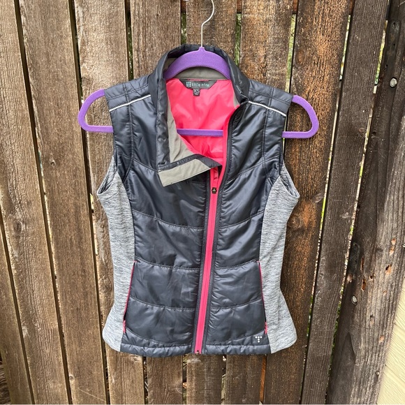 Title Nine Will Power Vest in Gray & Pink Sz XS - Picture 7 of 15